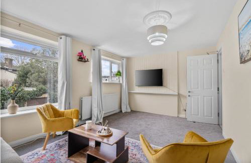 KingstonUponThames Contractor Sleeps8 Parking - Photo 21