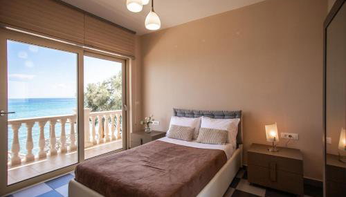 Luxury Beachfront Villa Margarita with Private Beach, Pool & Jacuzzi in Zakynthos - Foto 4