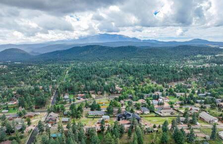 Cabin~Views~Heart of Town~W&D~Fireplace~Kitchen - Foto 55
