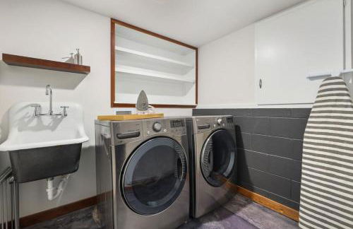 Midtown Modern-5 Min to Downtown-Large Game Room - Foto 23