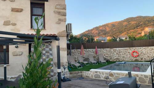 CASA RURAL PUERTO - casa completa con climatizador, tv y ventilador de techo en todas las estancias, espacio exterior, wifi, estufa, barbacoa, piscina exclusiva y zona de aparcamiento privada - IDEAL PARA DISFRUTAR EN FAMILIA O GRUPO DE AMIGOS - Foto 2