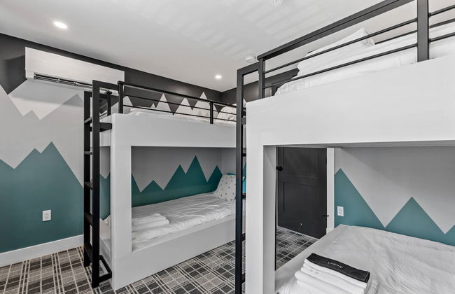 Bearfoot Lodge - Photo 4