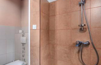 Istrian Tavern next to the Pool - Photo 9