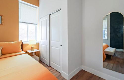 Soulard 4 Bedroom Retreat Near Downtown with Patio and Parking - Foto 17