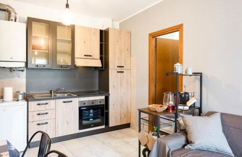 GuestHost - Luni Mare Modern Balcony Flat - Foto 10