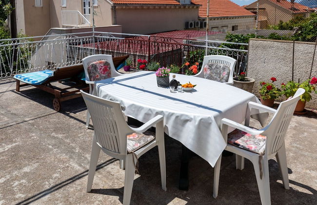 Apartments Franka - Studio With Terrace and Sea View - Photo 10