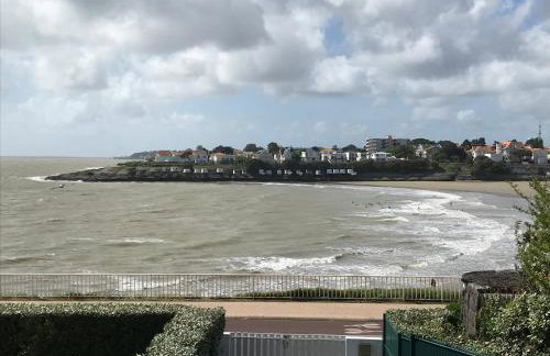 Devant la mer et la plage de ROYAN PONTAILLAC, 4chambres 2 à 8 personnes - Photo 12