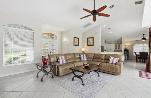 SUPERB LAKESIDE VILLA WITH PRIVATE POOL NAPLES - Foto 6