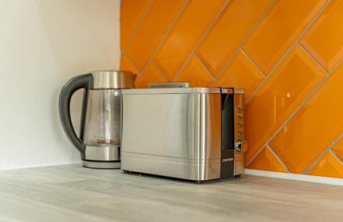 Jodi's Bungalow - Garden and Parking - Foto 4