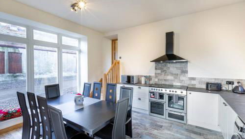 The Stables - Near St Andrews Sleeps 10 - Foto 3, stove, dishwasher, toaster