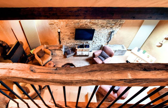 Relaxing Retreat Near Forests - Photo 16