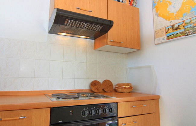 Bungalow am See mit Ruderboot in Klein Labenz - Photo 4