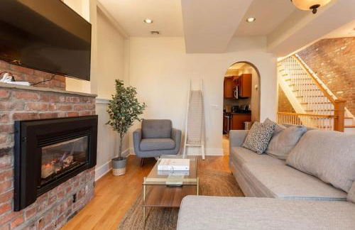 The Brick House Wooster Sq at Yale with Skyline Deck and WD - Foto 9