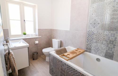 Keepers Cottage - Photo 15