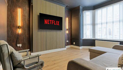 Liz's 4 Bed House: Close to the Motor Point Arena - Foto 2