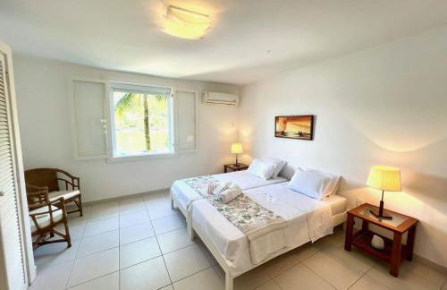 Vista dos sonhos na beira do mar de Angra com pier - Foto 19