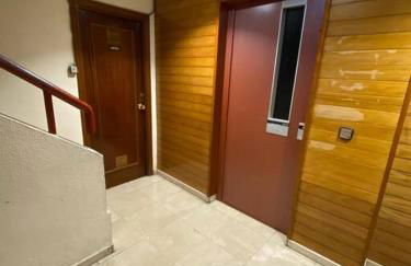 Cómodo apartamento en el centro de Oviedo - Foto 2