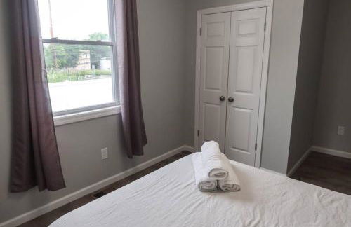 8BR 4BA Home Near NYC -Sleeps 16 - Foto 63