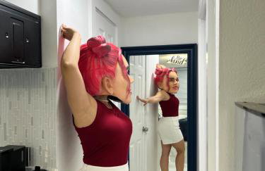 AMIRI Hollywood 5 mins from Hard Rock Stadium & The Guitar - Foto 14