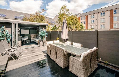 Quayside Home with Seperate Bar and optional access to Beach Hut - Foto 16