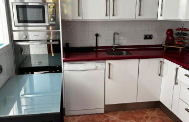 Gran casa cerca de la playa con 3 dormitorios en Pedregalejo - Photo 22