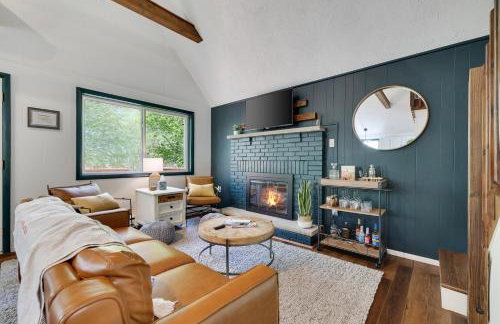 Camp Cedar:7 miles to Camelback, 5 to Kalahari! - Photo 4