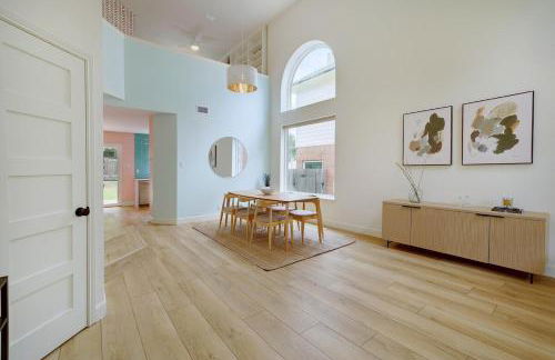 Modern Retreat Near Domain with Game Room and Gym - Foto 16