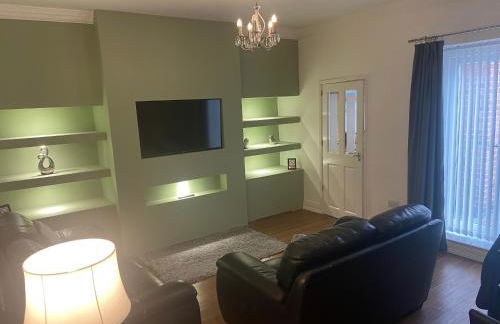 Sunderland Self Catering 2 - Violet Cottage Free Parking - Foto 6