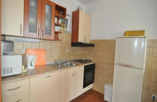 Holiday home Marina- beachfront, sea view and free parking - Photo 44