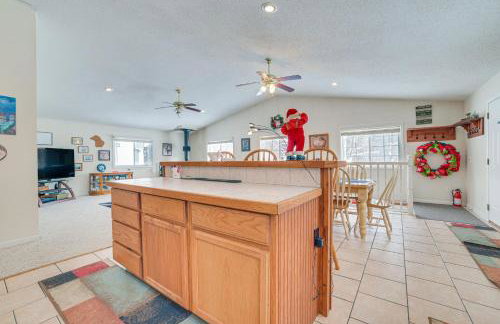 Secluded Mancelona Home with Gas Grill! - Foto 10