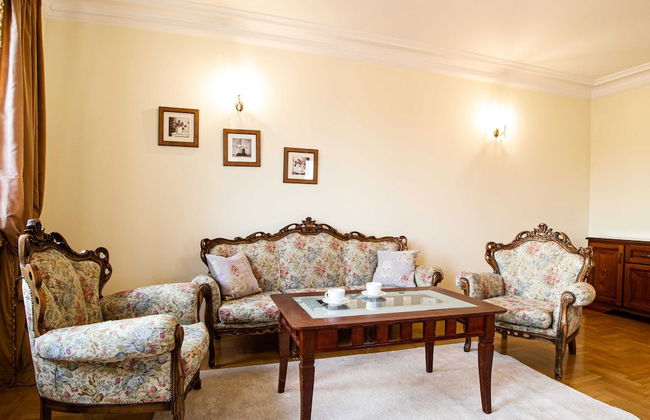 Ursynow Lavish Apartment - Photo 16