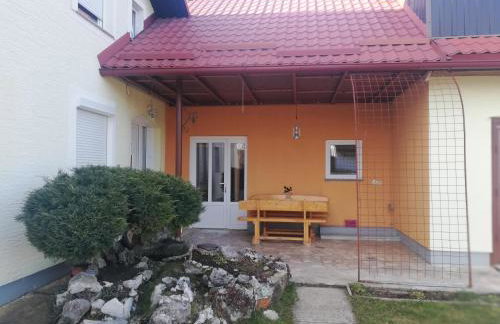 Studio apartman Krosna - Foto 17