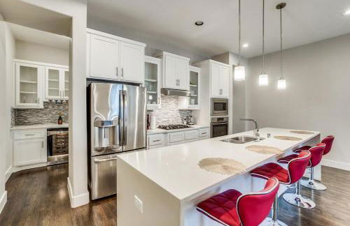 Skyline view of Downtown Dallas 3 story home! - Foto 3