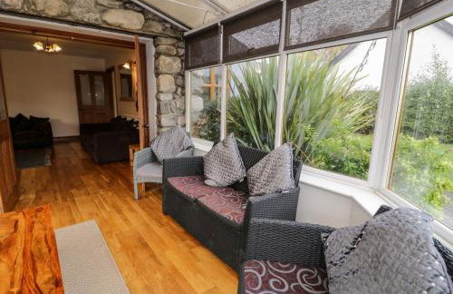 Ddol Helyg Farmhouse - Photo 11