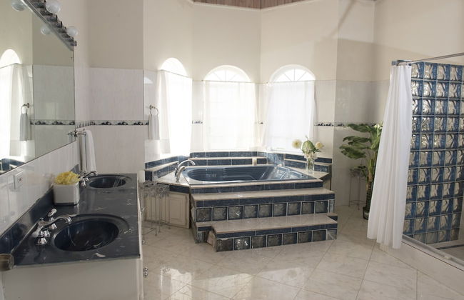 Celebrity Villa Jamaica - Photo 39