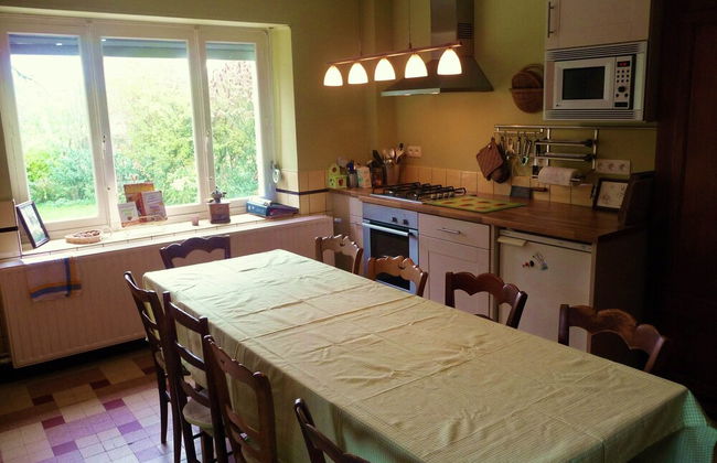 Family Villa Near Forest - Foto 11