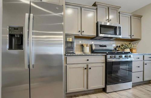 We Are "Atherton Street" ~ PSU ~ State College - Three-Bedroom House - Foto 32