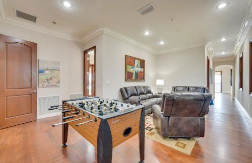 Groveland Home with Pool Luxurious Lakefront Oasis! - Foto 27