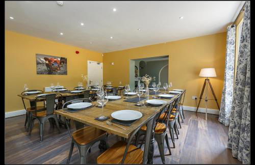 Stubbs House, Loddon, sleeps 20, 2 hot tubs - Foto 2