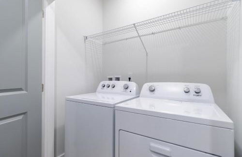 Landing Stylish 1BD Clubhouse Pool - Foto 45