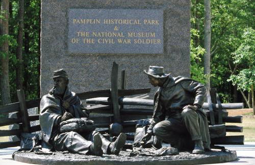 Fenced Yard, Swing Set Pawfect for Family and Dogs! - Foto 57