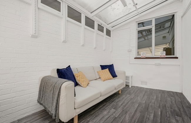 Heathrow Living Stanwell Serviced House - Foto 20