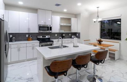 Tropical Villa wJacuzzi Big Terrace & Billiards - Foto 11