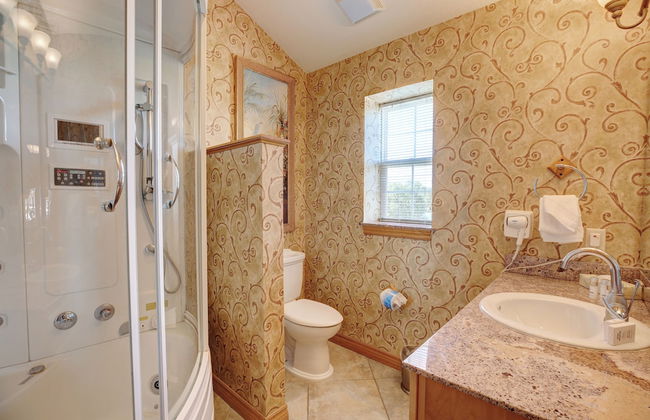 Grand Crowne Resort - Photo 19