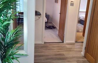 Spacious home with panoramic sea view, free parking EV & large garden - Photo 33