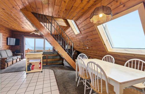 Chalet #18 - Photo 3