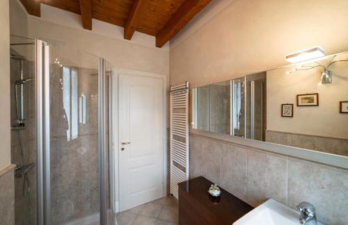 ROMANTIC LAKE VIEW HOUSE - Foto 12