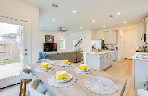 9 Mi to Oil Ranch Family-Friendly Home with Yard - Foto 1