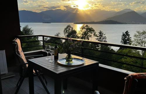 New Cozy Stay with Lakeview - Photo 9