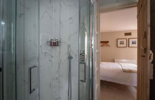 Beautiful grade 2 listed cotswold Stone Cottage - Foto 42